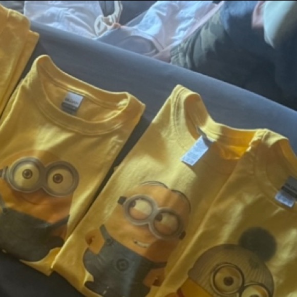 Minion shirts - Picture 1 of 2